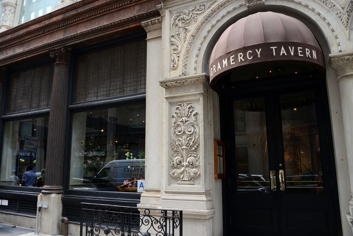22 The Gramercy Tavern Is A Favourite At 42 E 20 St Between Union Square And Madison Square Parks New York City